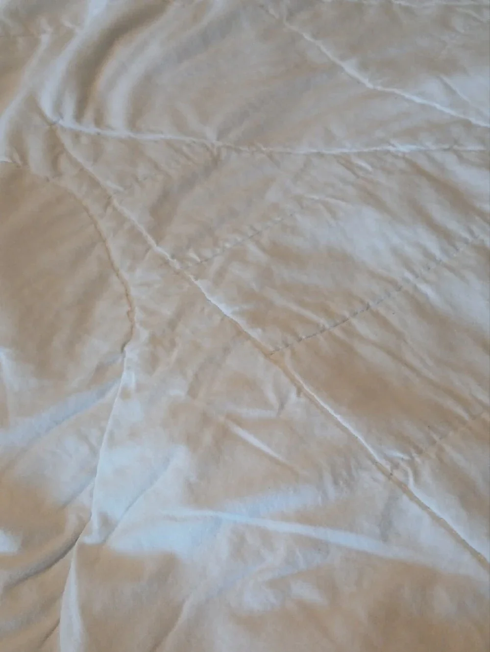 Vintage-Inspired Cream Quilt with Pink Floral Appliqués